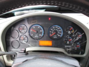 2011 Int'l Diesel 6x4 Extended Cab 7500 Tractor