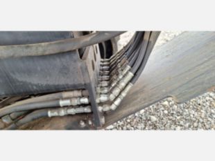 2016 Skylift Versalift VST-52 Mini Tracked Bucket with Trailer
