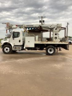 2017 Freightliner M2106 4x4 Terex C4047 Digger Derrick