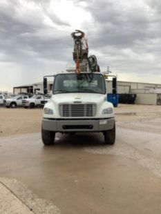 2017 Freightliner M2106 4x4 Terex C4047 Digger Derrick