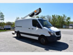 2016 Mercedes 3500 Sprinter Van Diesel 4x2 Versalift TEL-29-I Bucket Truck