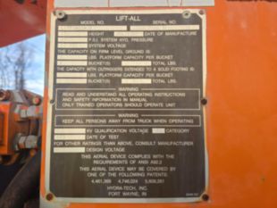 2000 International 4700 Lift-All Aerial Lift Truck