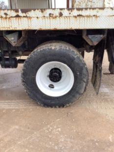 2017 Freightliner M2106 4x4 Terex C4047 Digger Derrick