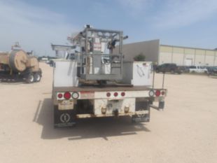 Versalift Telecom Aerial Device Cable Placer on 2017 Ford F550 4x2