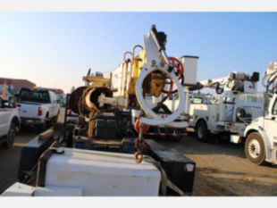 2005 Skylift MD-33 Plus Mini Digger Derrick W/Trailer