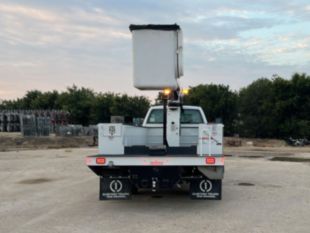 2023 Chevrolet 6500 4x2 Versalift SST-36-NE Bucket Truck