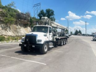 2015 Freightliner 114SD 8x6 National 14127H Boom Truck