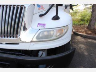 2013 Int'l Diesel 6x4 Automatic Box Truck