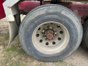 2007 Oshkosh S Series 6x6 Quad-Axle Concrete Mixer Truck