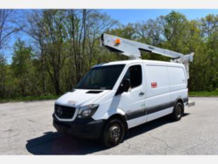 2016 Mercedes 3500 Sprinter Van Diesel 4x2 Versalift TEL-29-I Bucket Truck