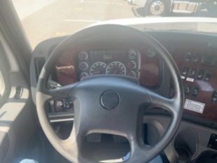 2015 Freightliner 114SD 8x6 National 14127H Boom Truck