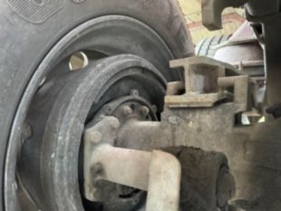 2007 Oshkosh S Series 6x6 Quad-Axle Concrete Mixer Truck