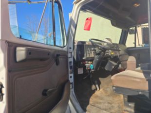 2000 International 4700 Lift-All Aerial Lift Truck