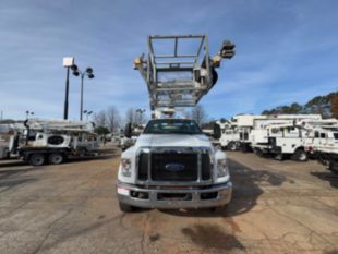Versalift VTP-40-NE Cable Placer on 2019 Ford F750 4x2