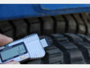 2005 Skylift MD-33 Plus Mini Digger Derrick W/Trailer