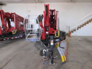 2019 CMC S-22 Tracked Man Lift with Trailer