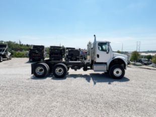 2017 Freightliner M2106 6x6 Daycab Tractor