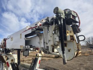 2017 SDP EZ-Hauler 5500 Tracked Digger Derrick with Trailer