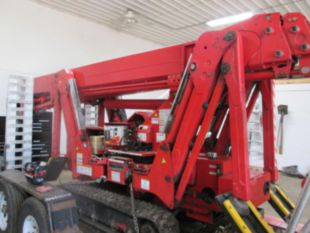 2019 CMC S-22 Tracked Man Lift with Trailer
