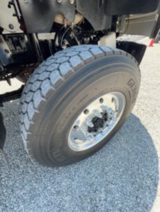 2017 Freightliner M2106 6x6 Daycab Tractor