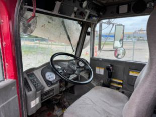2007 Oshkosh S Series 6x6 Quad-Axle Concrete Mixer Truck