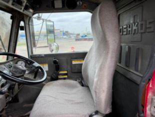 2007 Oshkosh S Series 6x6 Quad-Axle Concrete Mixer Truck