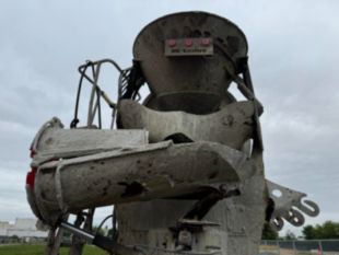 2017 Mack Granite GU713 Tandem Axle Concrete Truck