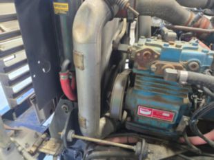 2000 International 4700 Lift-All Aerial Lift Truck