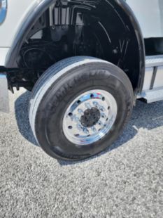 2017 Freightliner M2106 6x6 Daycab Tractor