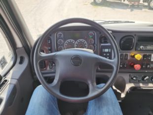 2017 Freightliner M2106 6x6 Daycab Tractor