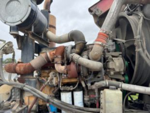 2007 Oshkosh S Series 6x6 Quad-Axle Concrete Mixer Truck