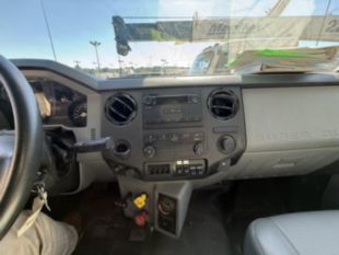 2019 Ford F-750 4x2 Versalift VO-455-MHI Bucket Truck