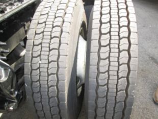 2011 Int'l Diesel 6x4 Extended Cab 7500 Tractor