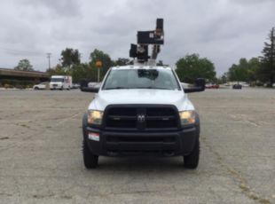 2015 RAM 5500 4x4 Versalift SST-40 Bucket Truck