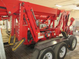 2018 CMC S-19HD Tracked Aerial Lift with Trailer