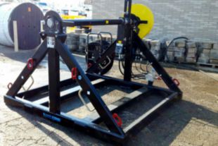 26,000 lbs 102 in Diameter x 70 in Width Hydraulic Brake Stationary Reel Stand