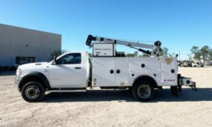 2019 RAM 5500 4x4 IMT 7500 Service Truck With Crane