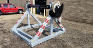 20,000 lbs 108 in Diameter x 67 in Width Hydraulic Brake Stationary Reel Stand