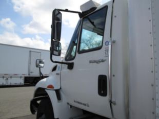 2011 Int'l Diesel 6x4 4400 Box Truck