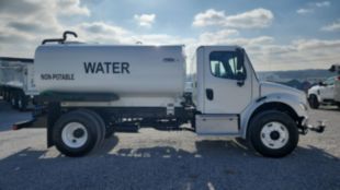 2017 Freightliner M2106 4x2 2022 Load King 2500 Gallon Water Truck