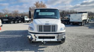 2017 Freightliner M2106 4x2 2022 Load King 2500 Gallon Water Truck