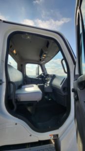 2017 Freightliner M2106 4x2 2022 Load King 2500 Gallon Water Truck