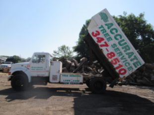 1999 Int'l Diesel 4x2 4700 Chipper Truck