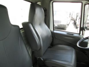 2011 Int'l Diesel 6x4 4400 Box Truck