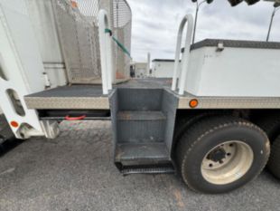 2016 Tri Terex TM125 Bucket Truck