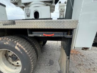 2016 Tri Terex TM125 Bucket Truck