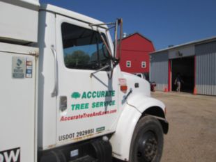 1999 Int'l Diesel 4x2 4700 Chipper Truck