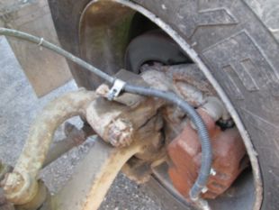 1999 Int'l Diesel 4x2 4700 Chipper Truck