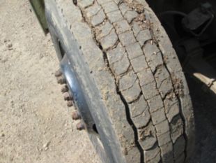 1999 Int'l Diesel 4x2 4700 Chipper Truck