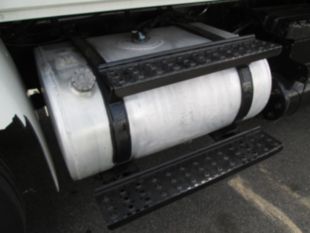 2011 Int'l Diesel 6x4 4400 Box Truck